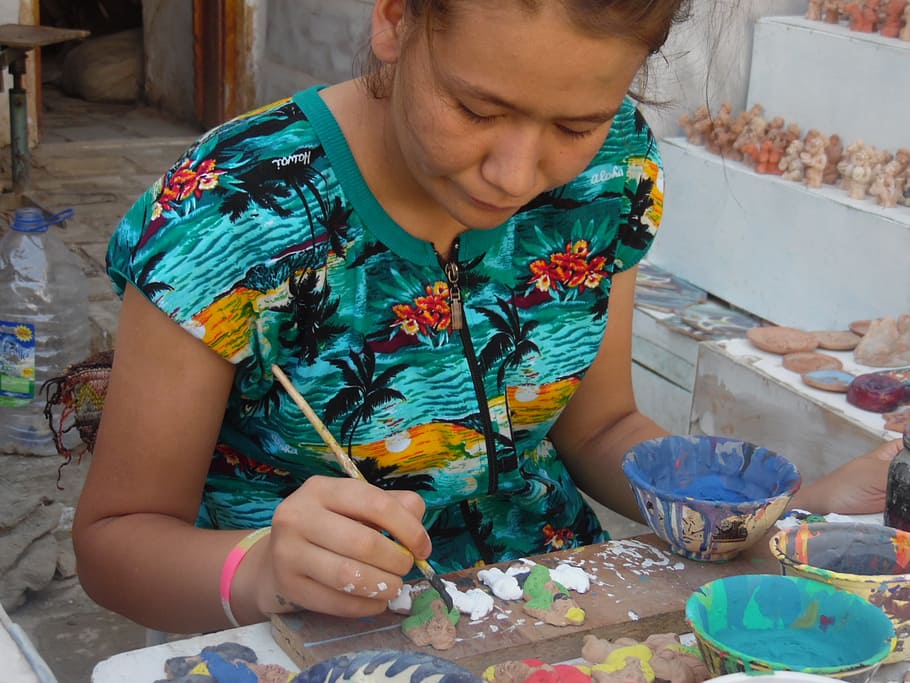 craft, uzbekistan, asia, silkroad, culture, woman, artist, paintbrush