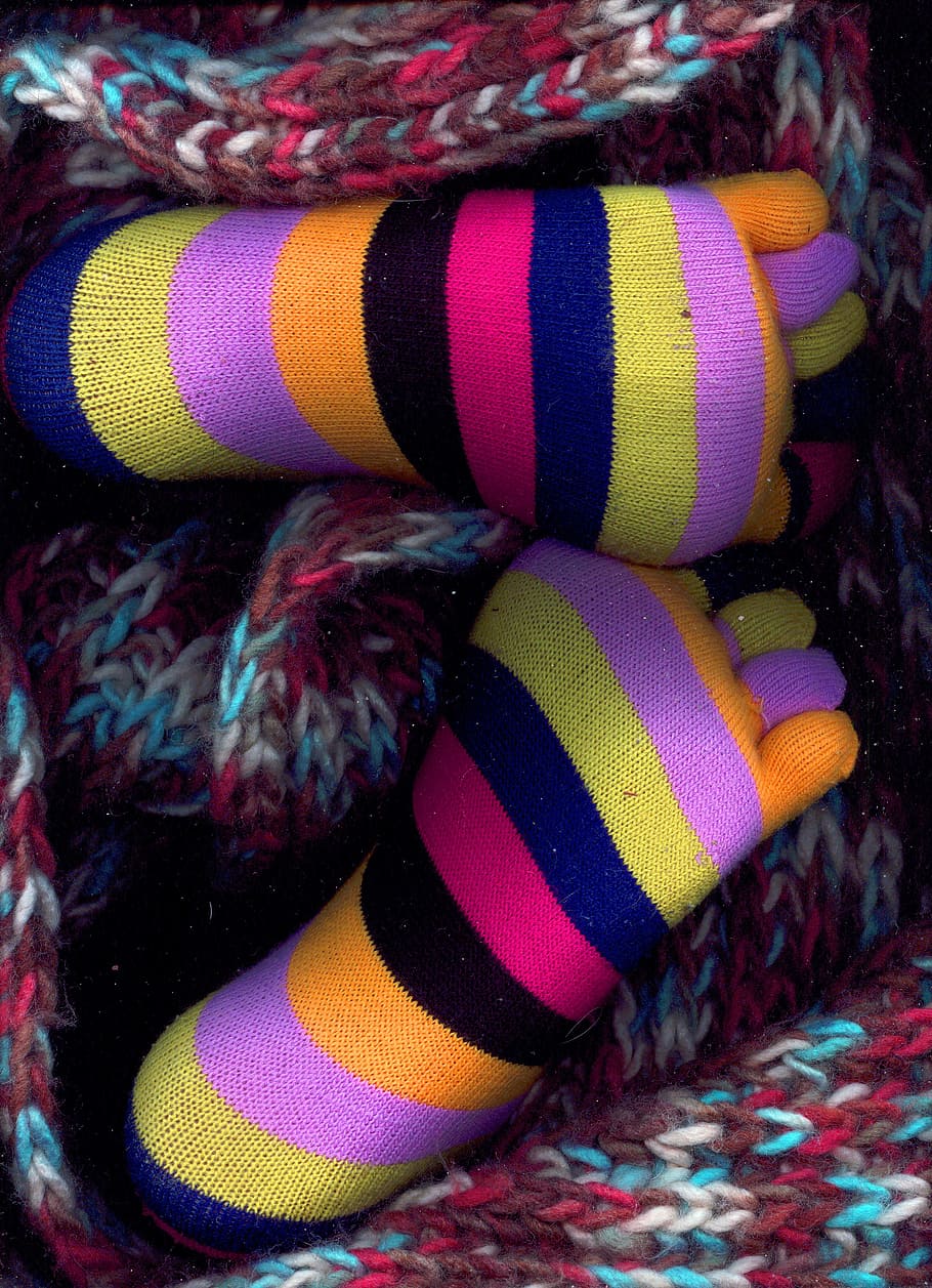 legs, foot, human, young, funny, body, color, scanography, wool HD wallpaper
