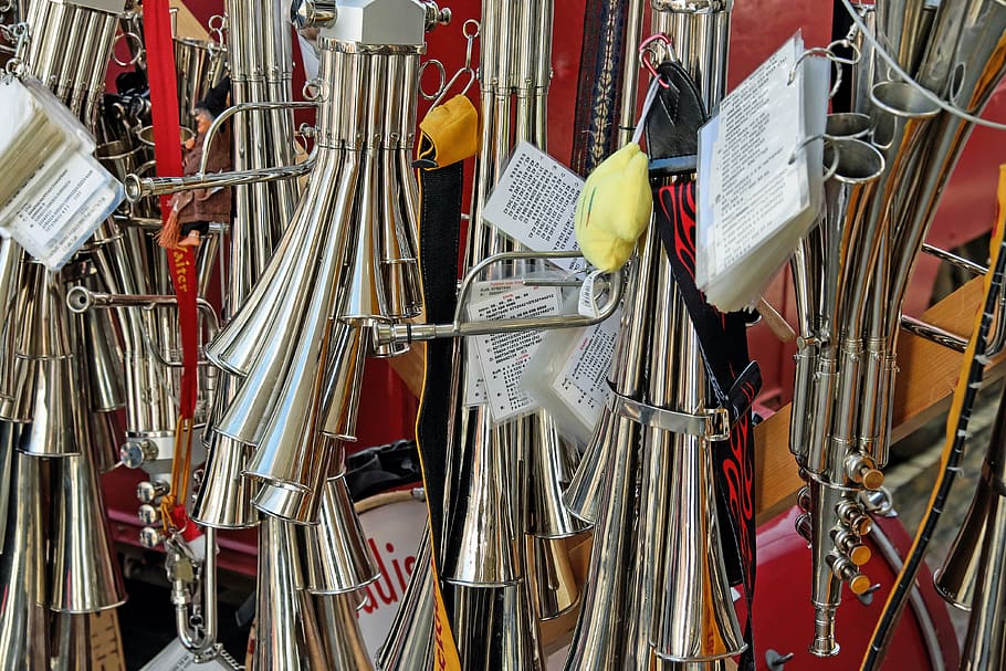 photo of gray trumpets, musical instruments, shawms, wind instruments HD wallpaper