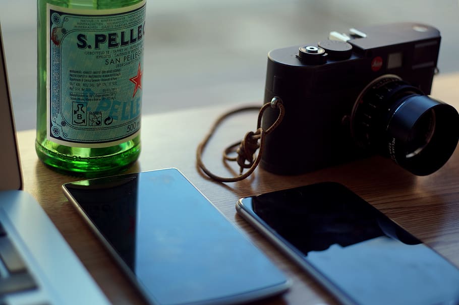 Leica Camera Mobile Device, technology, camera - Photographic Equipment HD wallpaper