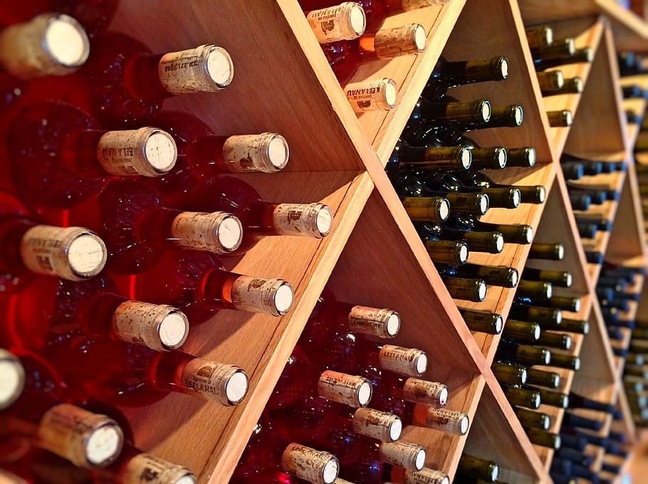 glass bottle lot on brown wooden boxes, wine, vineyard, bottles HD wallpaper
