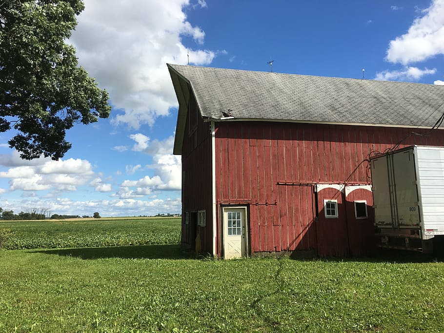 old barn, red barn, sky, clouds, farm, wooden, weathered, rural HD wallpaper