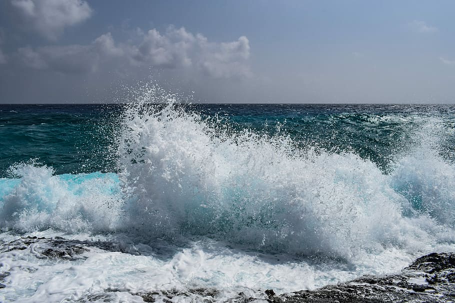 waves, splash, wind, spray, foam, sky, clouds, nature, splashing HD wallpaper