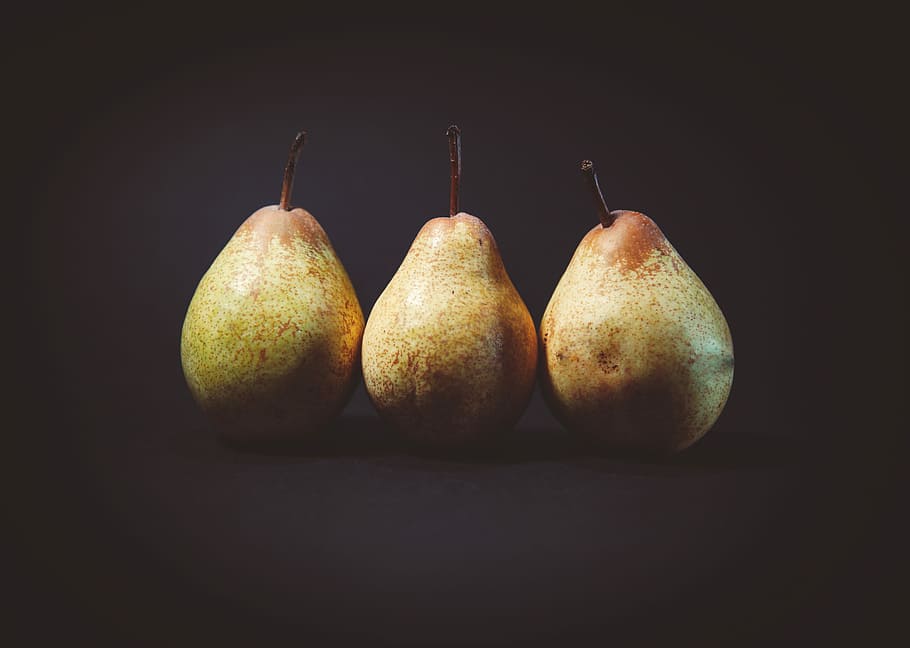 three pear fruit photo, food, freshness, organic, ripe, healthy Eating, HD wallpaper