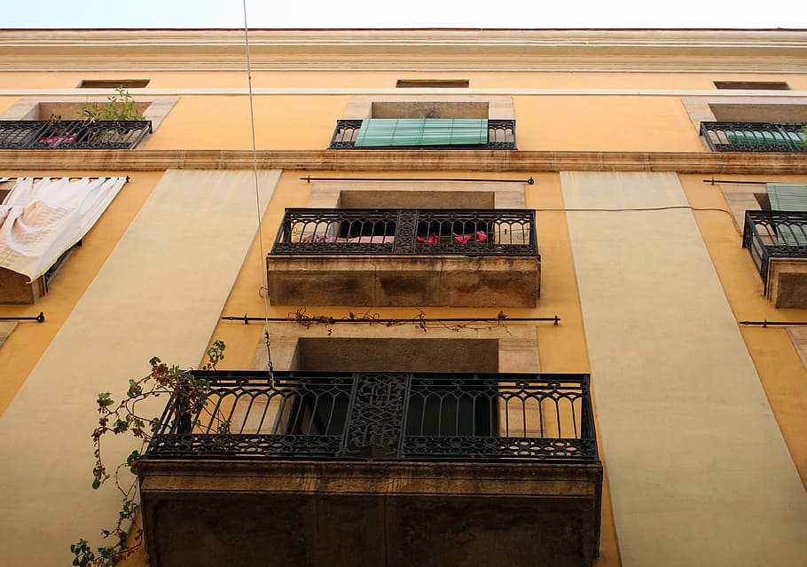 balcony, cast iron, facade, yellow, decorated, building, window HD wallpaper