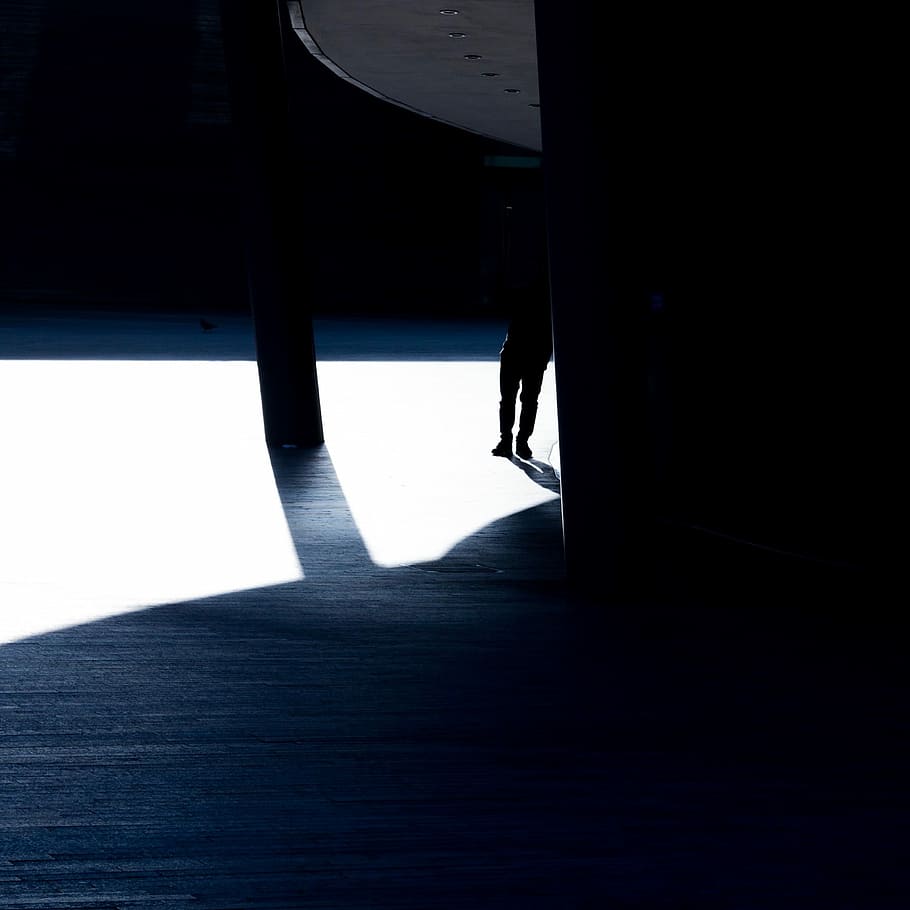 Hanging, untitled, atmosphere, spy, man, shape, contrast, real people HD wallpaper