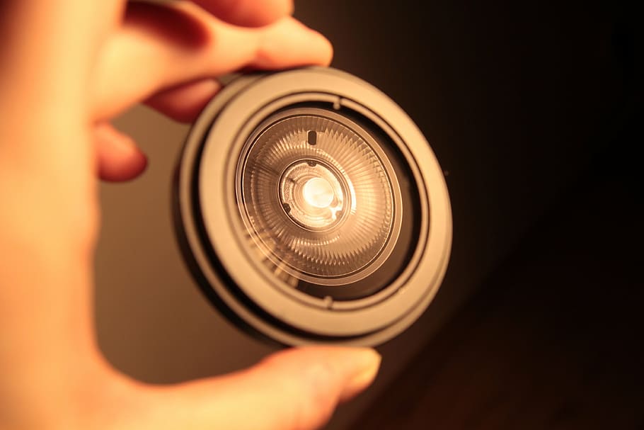 lens, reflection, hand, macro, detail, flash, light, optical HD wallpaper