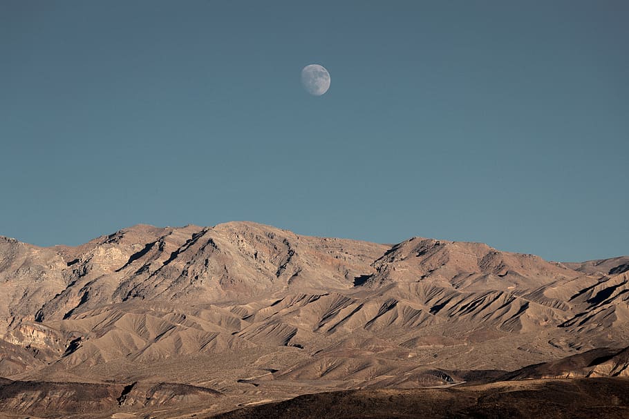Death Valley, landscape photography of mountain during daytime HD wallpaper