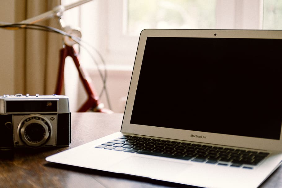 MacBook Air and vintage camera, objects, laptop, technology, computer HD wallpaper