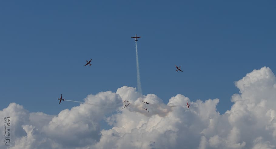 flugshow, pilatus, pc-7 team, flying, cloud - sky, airplane HD wallpaper