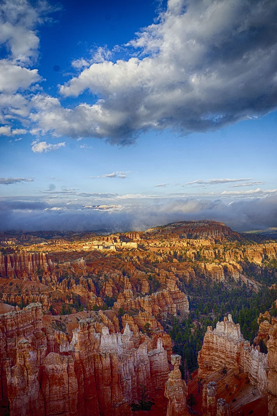 landscape, nature, sky, clouds, canyon, daylight, erosion, geological formation HD wallpaper