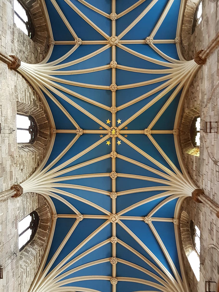 closeup photo of brown and blue ceiling, brown and blue ceiling view of concrete structures HD wallpaper