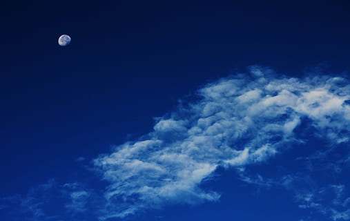 low-angle photo of sky with thin white clouds, moon, sky clouds HD wallpaper