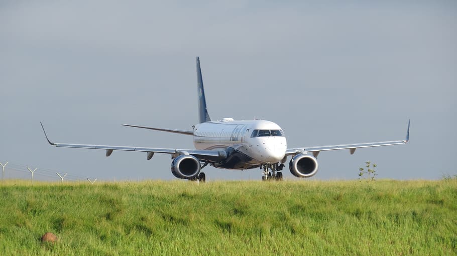 plane, aviation, aircraft, blue, take-off, motor, stage length HD wallpaper