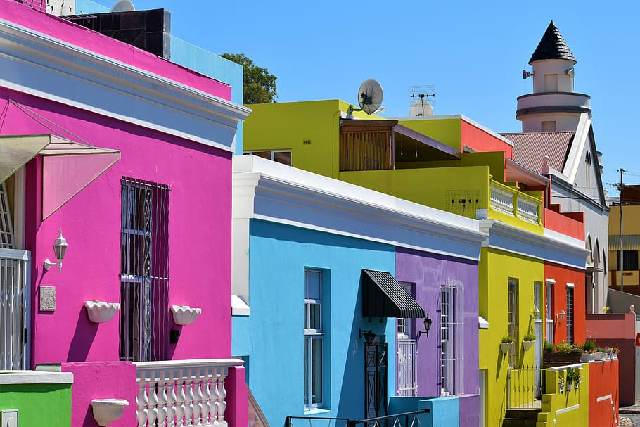 assorted-color painted houses in city, assorted-color house, home HD wallpaper