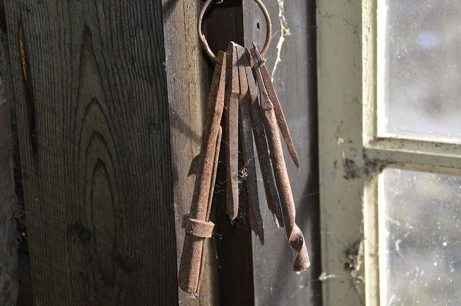 keys, old, window, wood - Material, no people, close-up, abandoned HD wallpaper