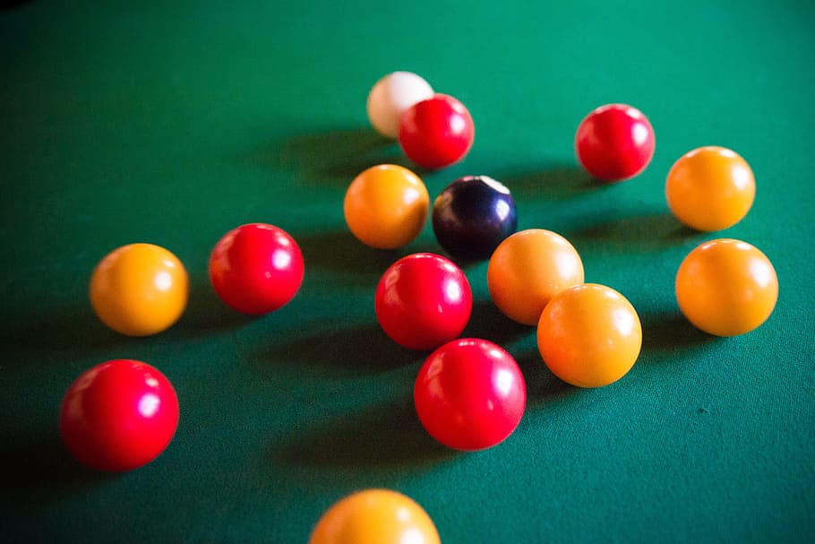 billiards, bar, green, bowls, play, red, yellow, sport, pool ball HD wallpaper