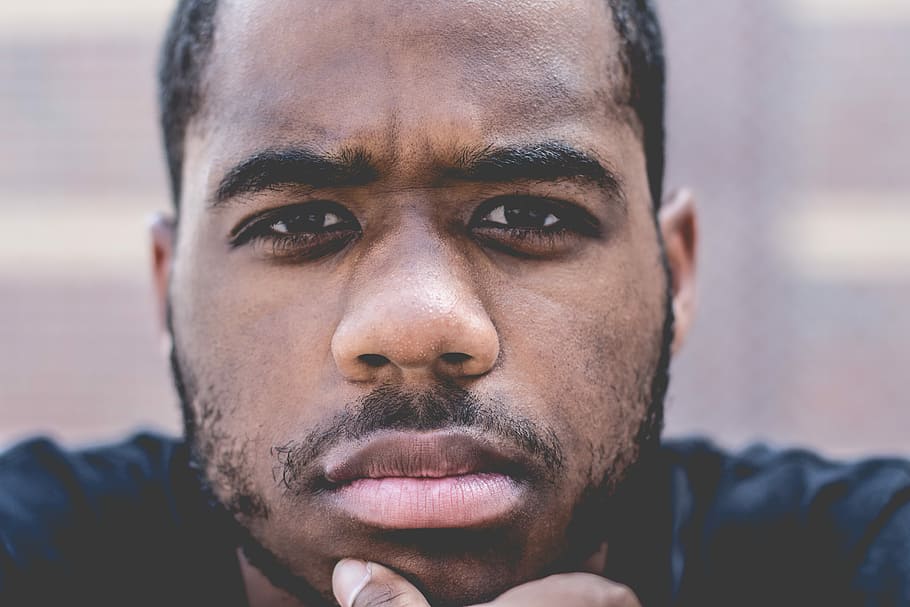 Face portrait, man wearing black crew-neck t-shirt, person, male HD wallpaper