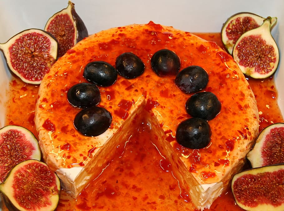 dessert, cheese, brie, chili, figs, chili dressing, grapes HD wallpaper