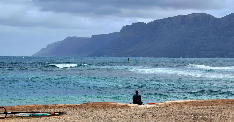 surfer, surfing, lanzarote, beach, water, ocean, sea, surfboard HD wallpaper