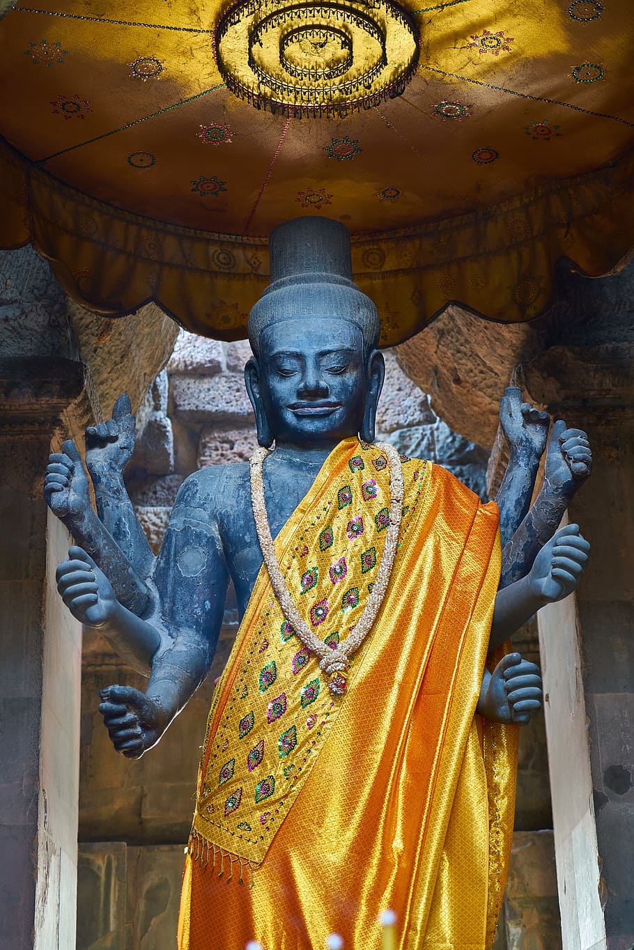Sculpture, God, Buddhism, Buddhist, asian, cambodia, yellow, HD wallpaper
