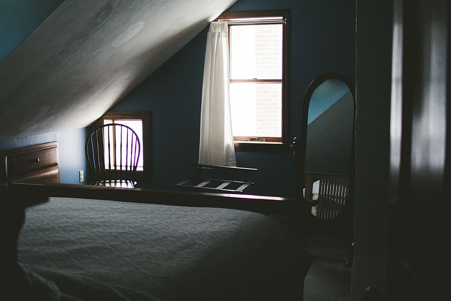 white bed linen beside brown windsor chair, room, window, mirror HD wallpaper