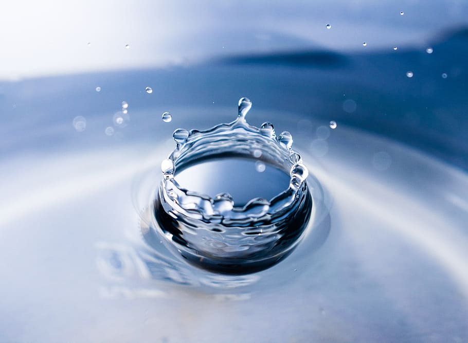 selective focus photo of a drop of water, cold, clean, motion HD wallpaper