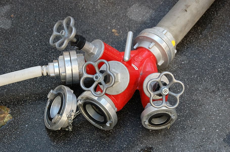 red and gray metal fire hose splitter, dortmund, hose applicator HD wallpaper