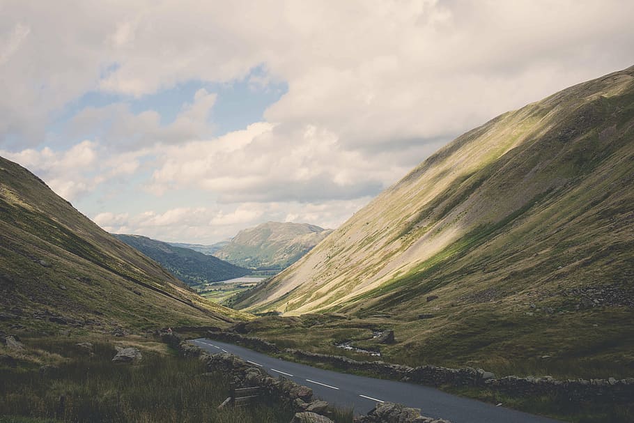 photo of road between mountain under gray sky, highway, white, HD wallpaper