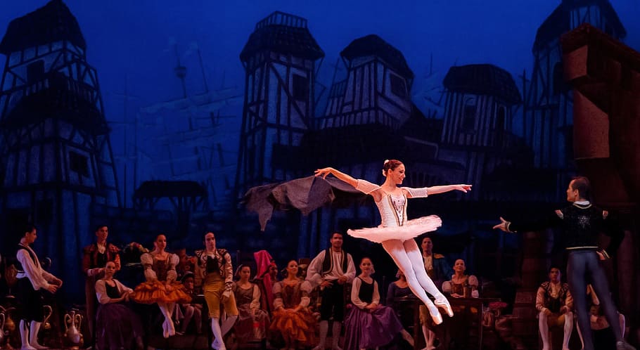 ballerina performing on stage, don quixote, dulcinea, ballet, HD wallpaper