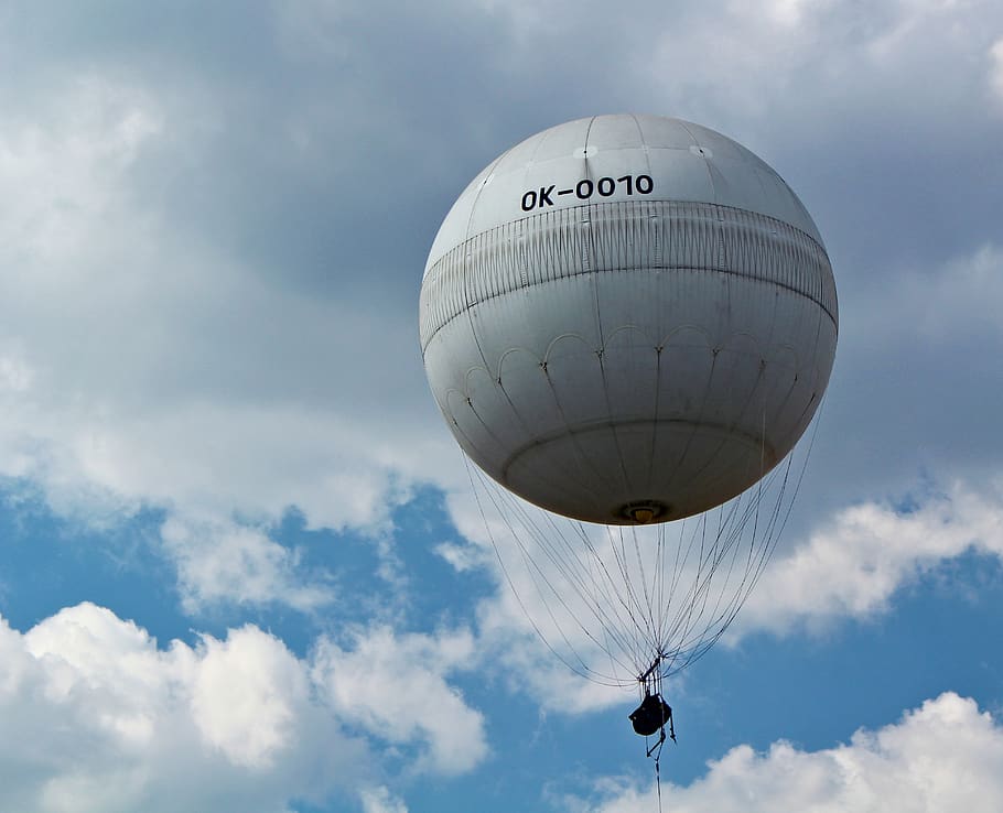 balloon, hot air, flying, aerostat, sky, attraction, clouds, HD wallpaper