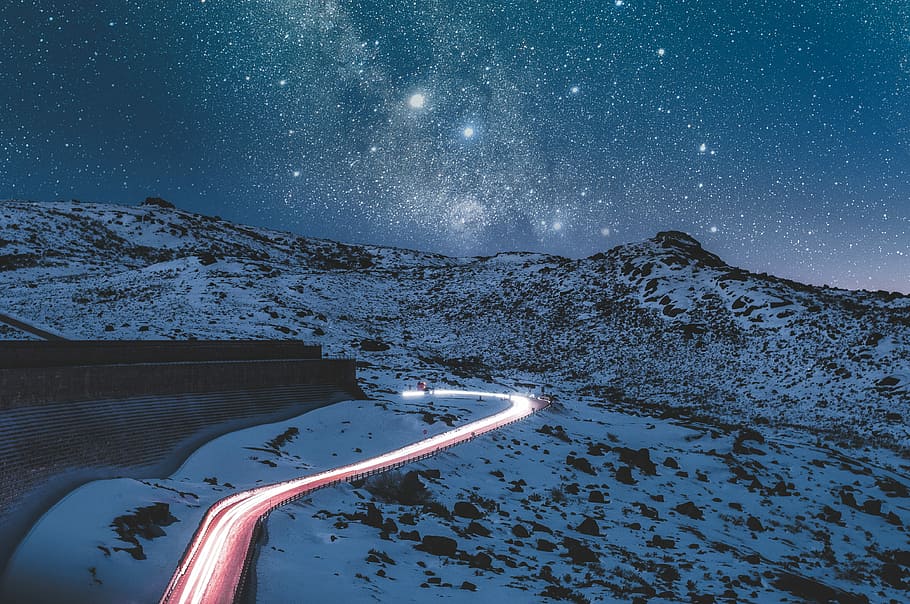 timelapse photo of road during nighttime, aerial view of road road coated by snow HD wallpaper