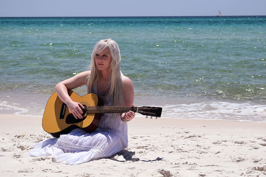 Blond Woman Playing Spruce Top Dreadnought Acoustic Guitar by the Seashore, HD wallpaper