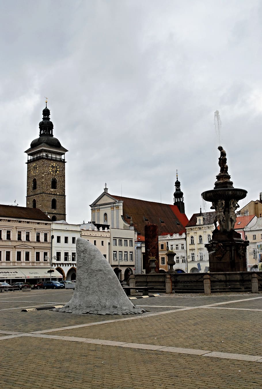 czech budejovice, square, shark fin, black tower, fountain, HD wallpaper
