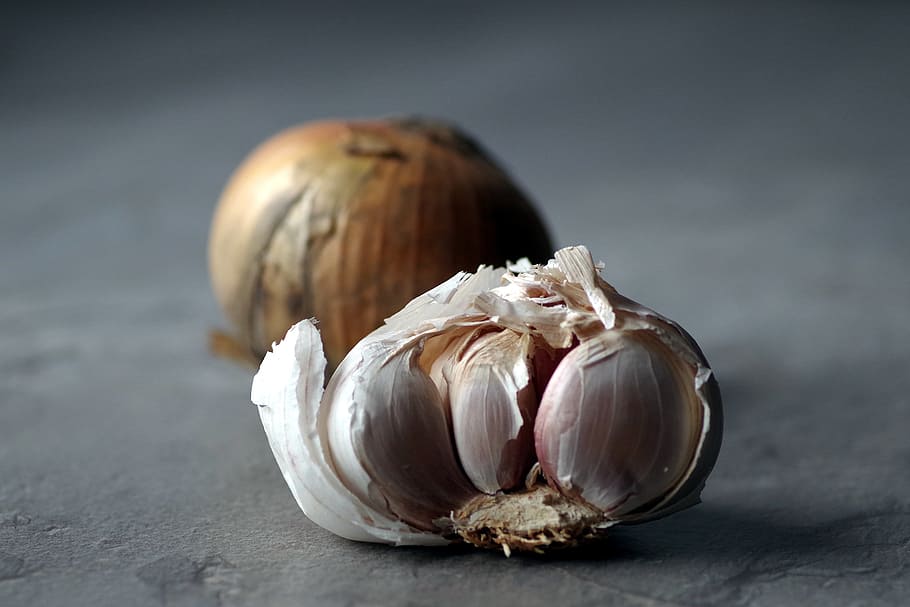 garlic, onion, health, antibiotic, get sick, cure, eating, nature, HD wallpaper