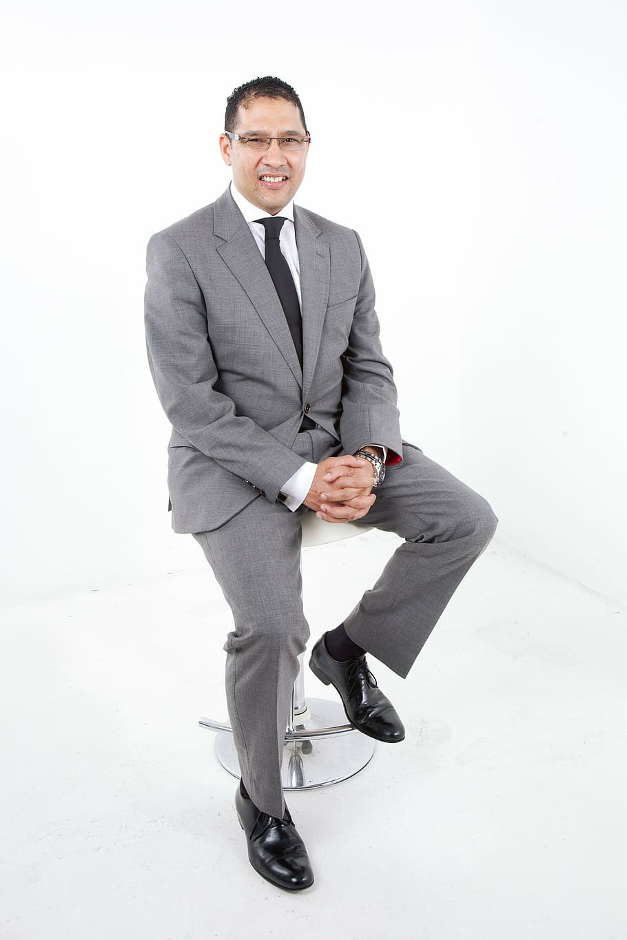 men's gray notched lapel suit set, entrepreneur, boss, man, businessman
