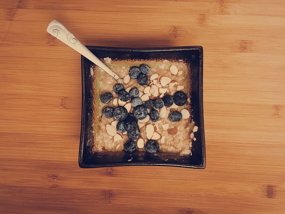 oatmeal, blueberries, almonds, breakfast, food, spoon, food and drink HD wallpaper