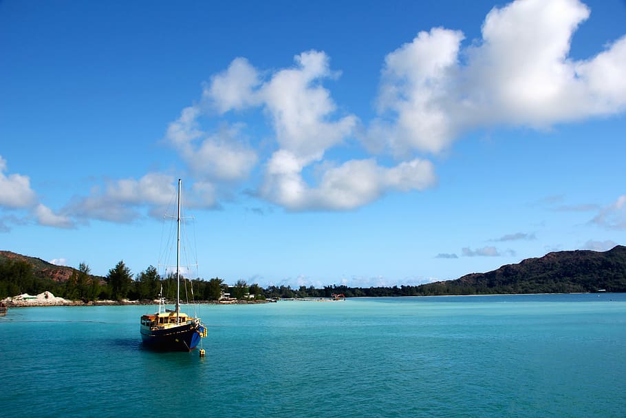 sea, boot, seychelles, water, ship, caribbean, maldives, beach HD wallpaper