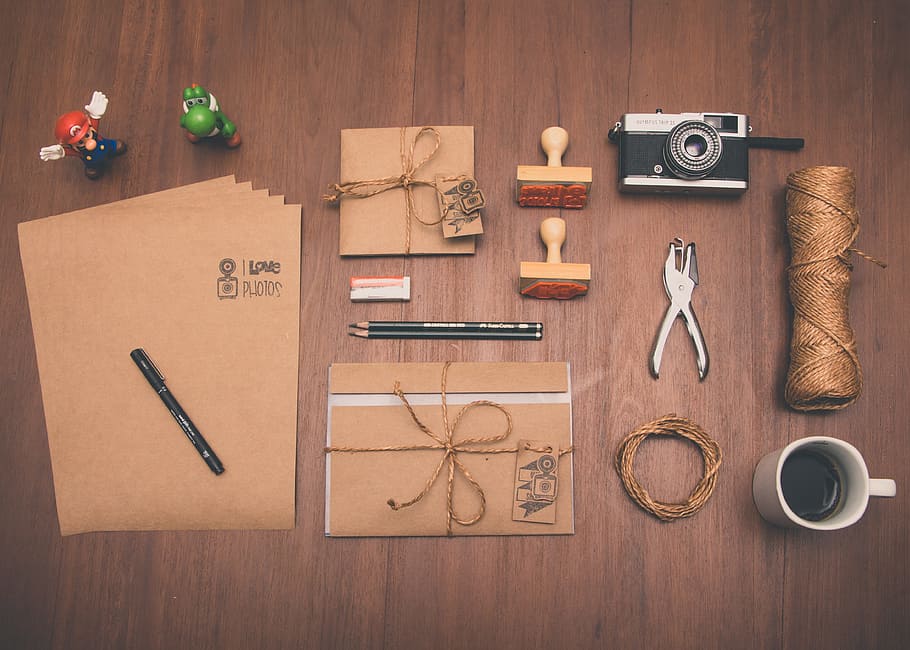 Craft Essentials, desk, tools, art and Design, wood - Material, HD wallpaper