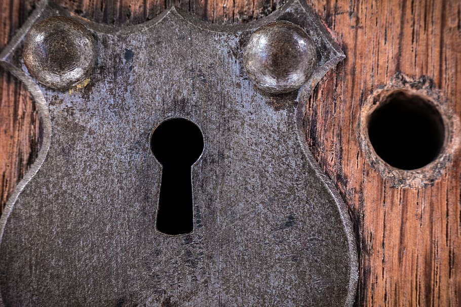 brown key knob, key hole, door, wood, metal, fitting, castle, HD wallpaper