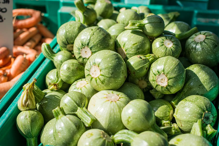 Summer squash on a market, farmers market, Malta, outside, vegetables