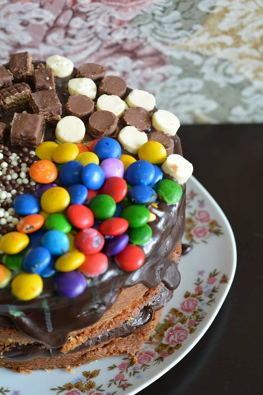 cake, confetti, chocolate, brigadier, sweet, sweet food, multi colored HD wallpaper