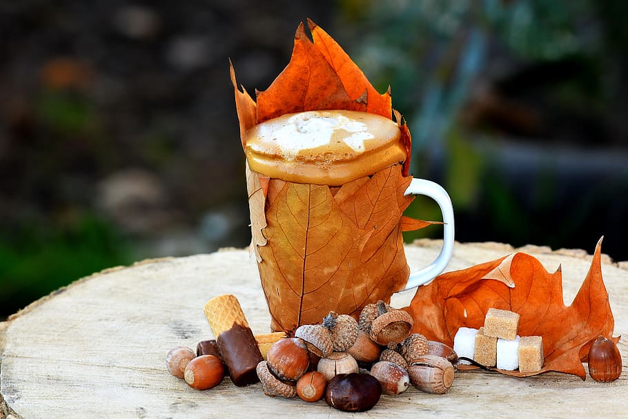 white and brown mug on wooden stump, coffee, arabic, cafe, delicious HD wallpaper