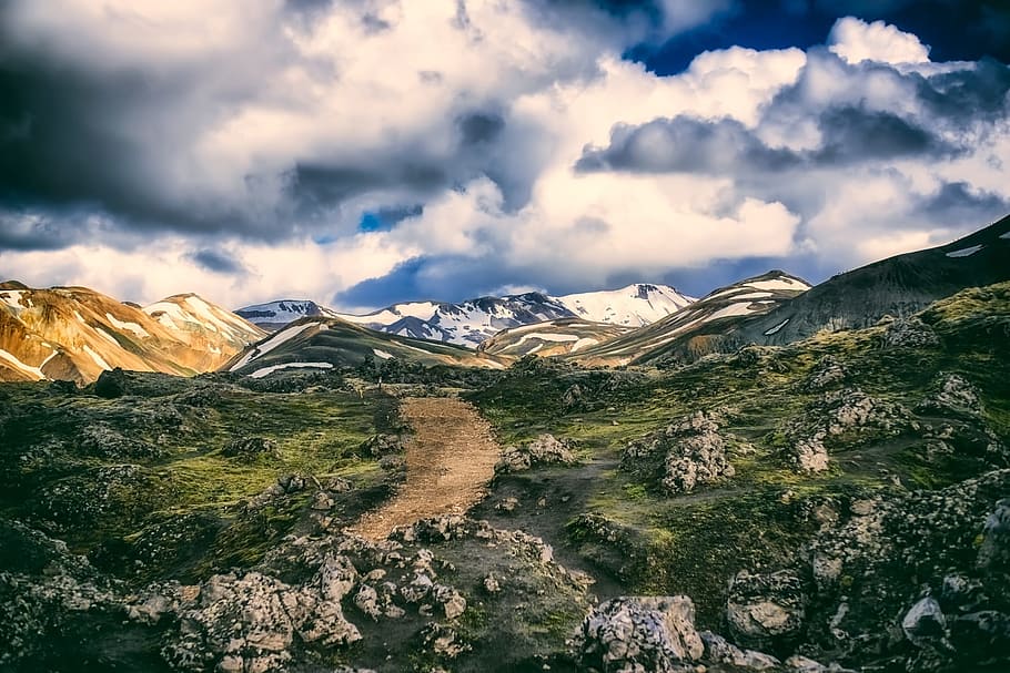 iceland-mountains-sky-clouds.jpg