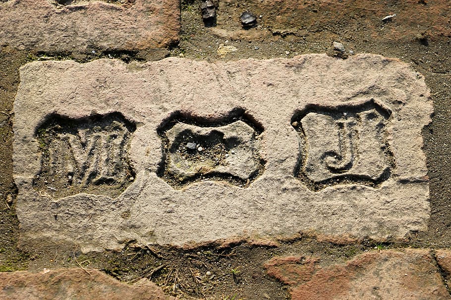 old bricks, print, stone, brown, rustic, communication, text HD wallpaper