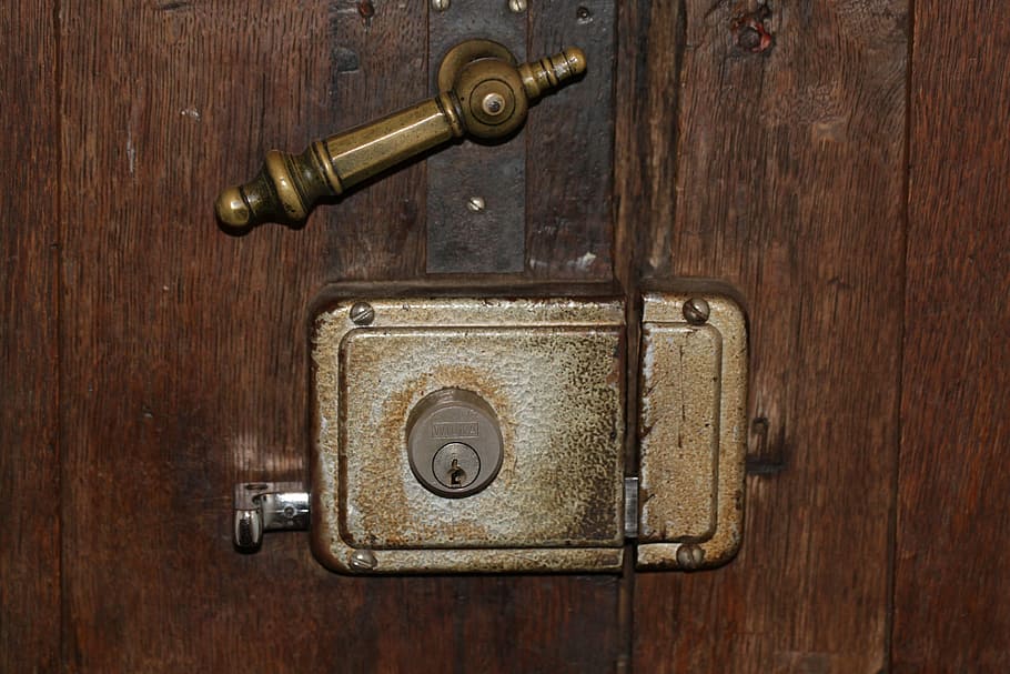 box closed, castle, door, input, wood, handle, capping, house entrance HD wallpaper