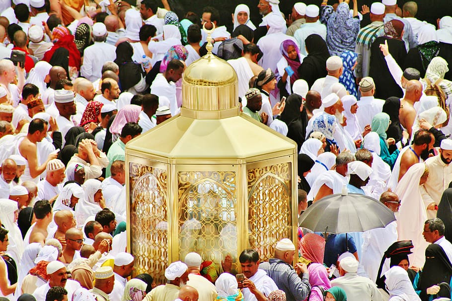 people gathering beside gold altar, house of allah, mecca, mosque, HD wallpaper
