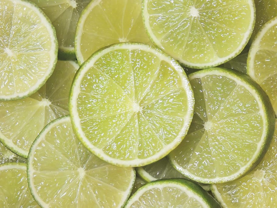 slice fruit lime lot, citrus fruit, green, summer, juicy, sour HD wallpaper