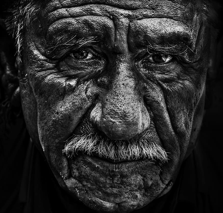 close up photo of man's face, grayscale, old man, portrait, senior, HD wallpaper