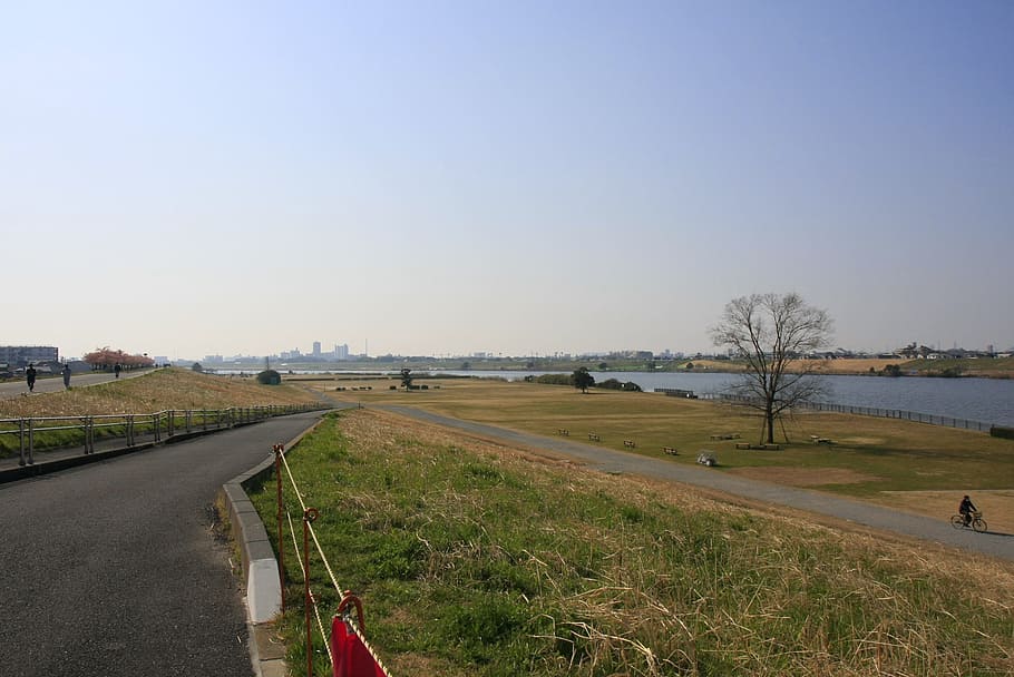 river, edogawa, dry riverbed, sky, road, transportation, grass HD wallpaper